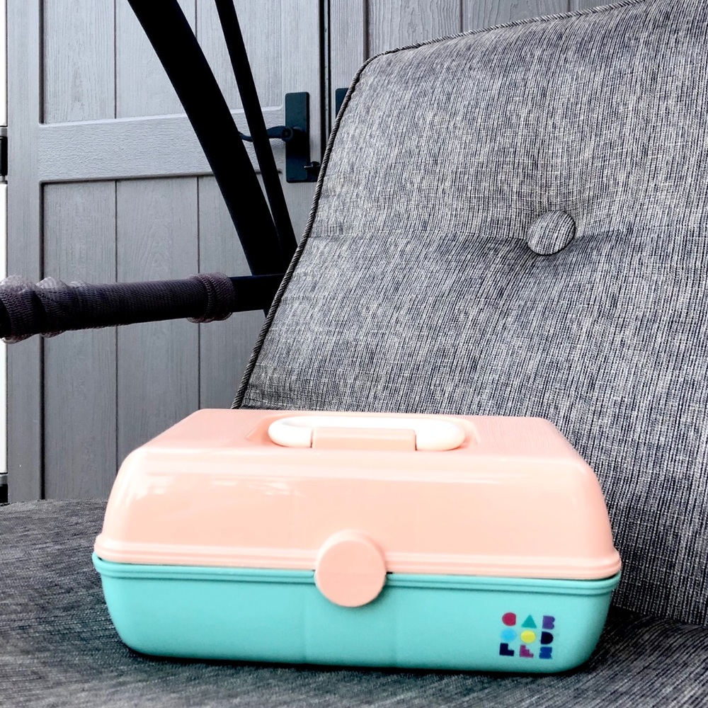 Caboodles On-the-go Cometics Case